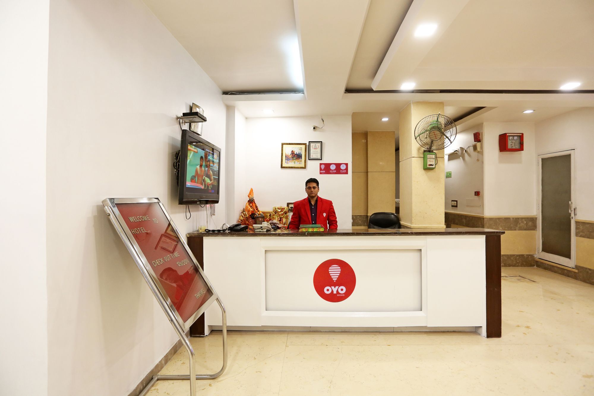 Oyo 3919 Paharganj Hotel New Delhi Exterior photo